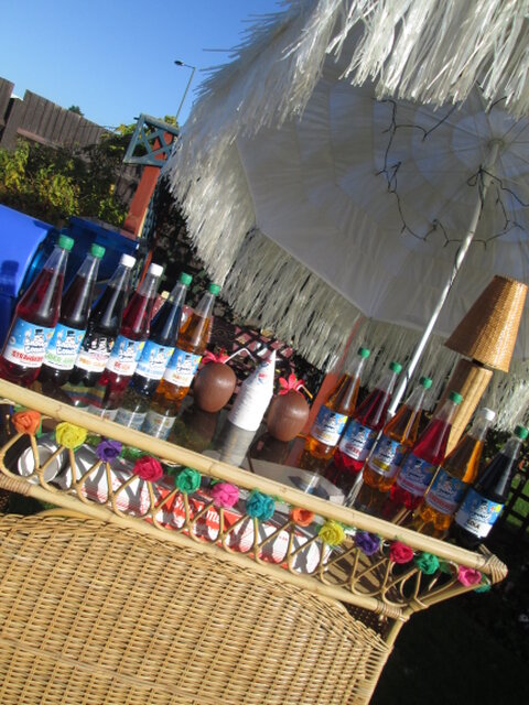 Cocktail Bar Rental for Home, Garden, Office Summer Party I would like to rent a portable beach con-tiki drinks bar for our Hawaiian theme party in the garden and a machine to make some lovely frozen cocktails to enjoy